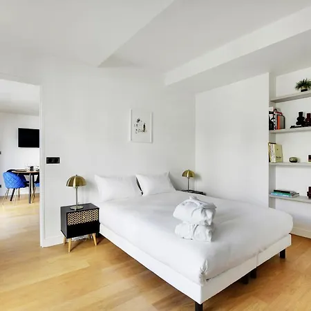 Hotel Drawing House 4*