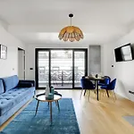 Drawing House فندق